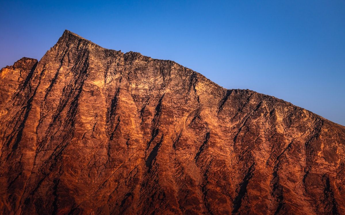 عن الحاجة إلى التقدير والرغبة في الحصول على الاعتراف، نفسك بك أولى!