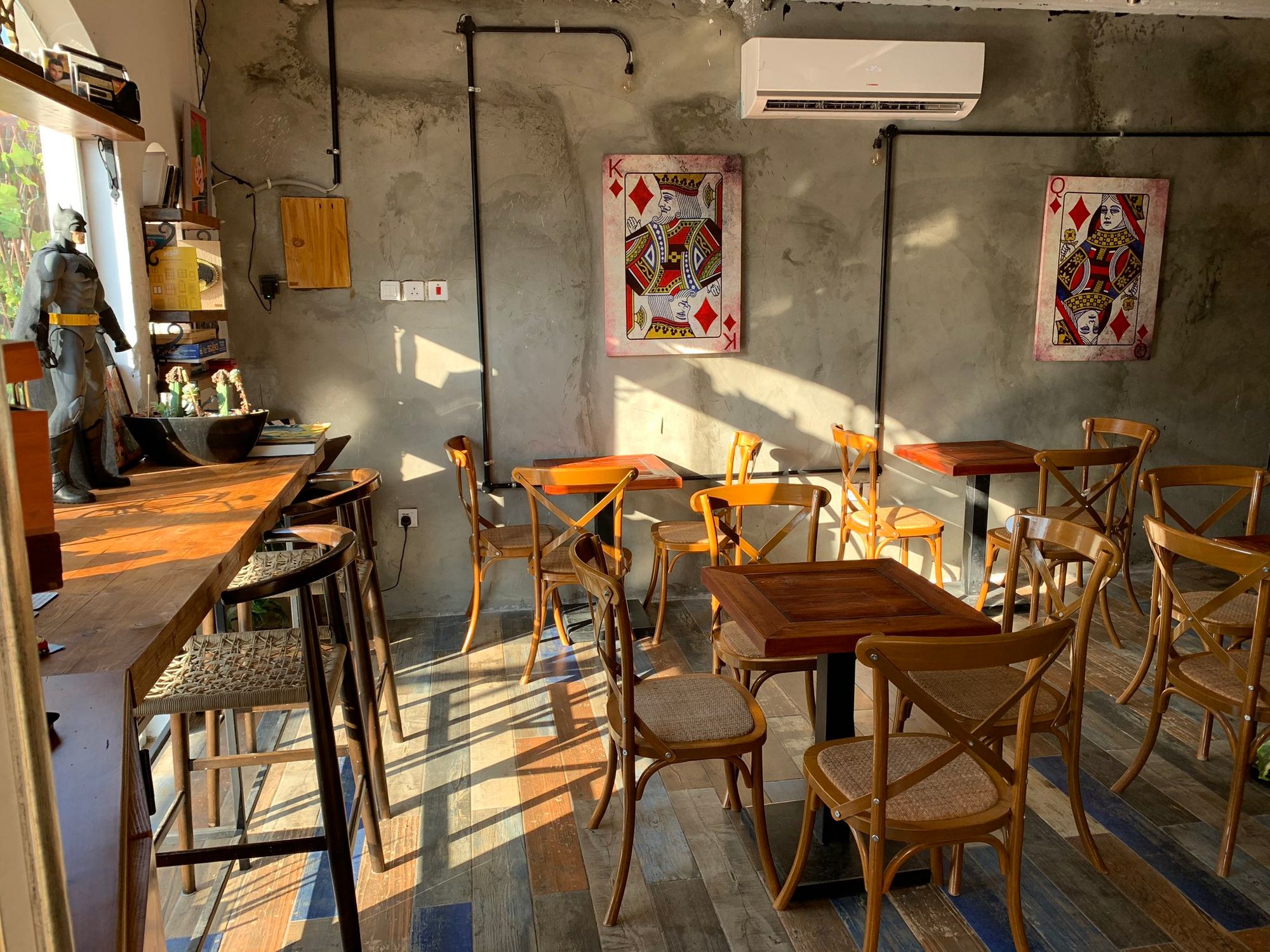 تعاني من ذاكرة هزيلة مثلي لا تحتفظ بالأسماء؟ ربما تساعدك هذه الحيلة..